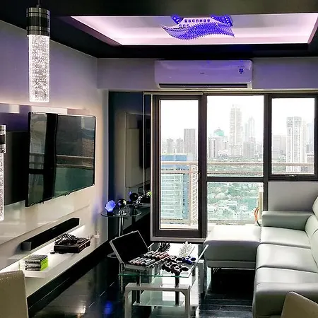 Modern Luxury Lower Penthouse Unit