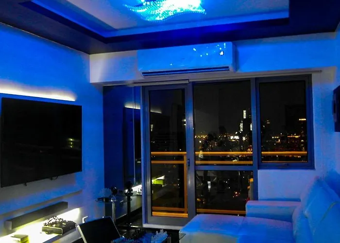 Modern Luxury Lower Penthouse Unit * Manila