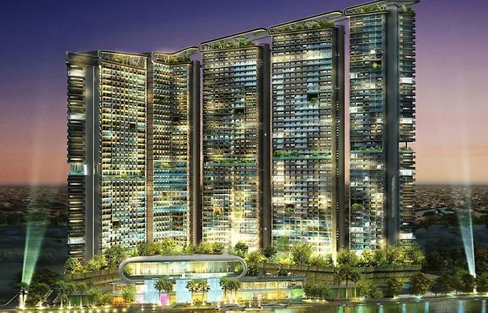 Modern Luxury Lower Penthouse Unit *